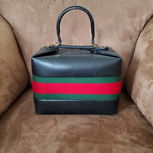 Rare Vintage Gucci Train Case Handbag Trav… - Picture 2 of 15
